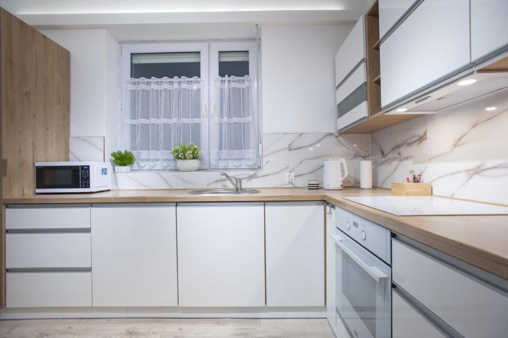 Apartamenty Pod Fortami Przemyśl Extérieur photo